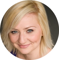 Woman smiling, entrepreneur quote.