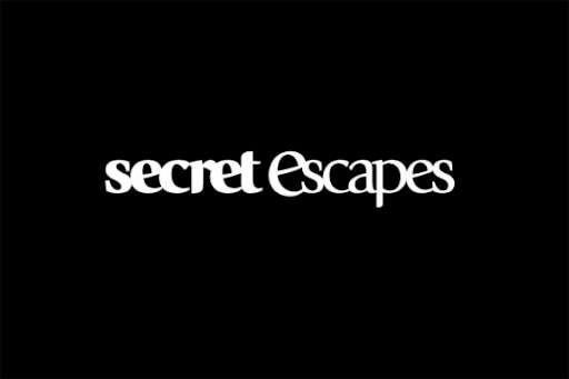 Secret Escapes logo. Travel company.