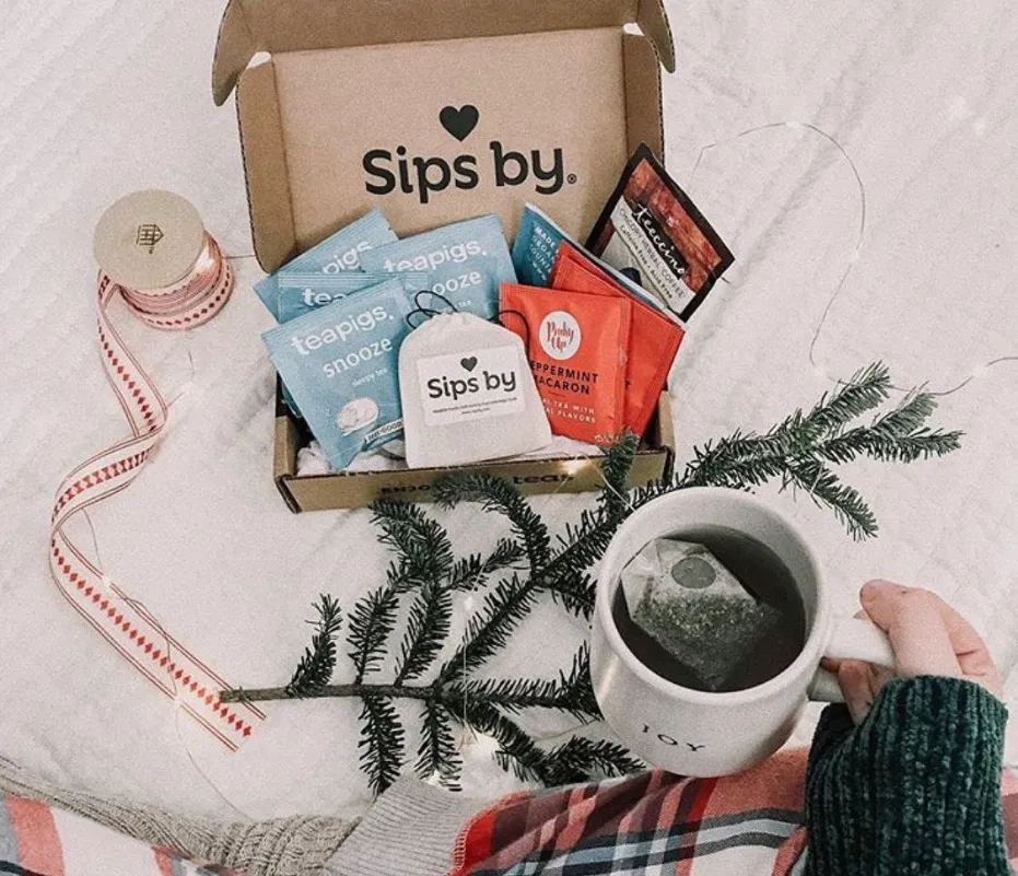 example of sip by's subscription box